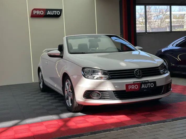 VOLKSWAGEN EOS 2011