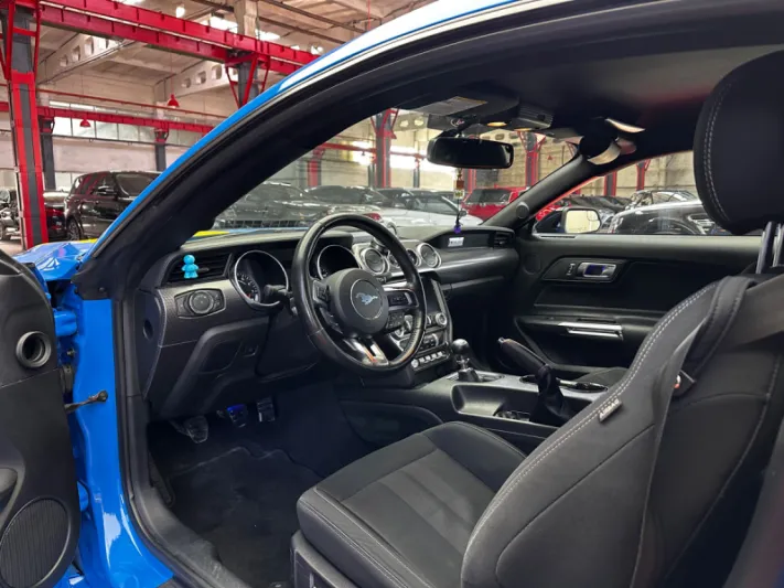 FORD MUSTANG GT 2021