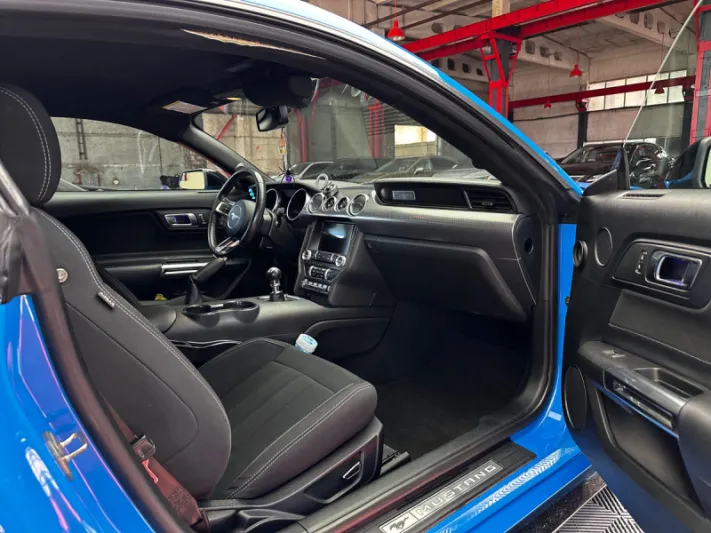 FORD MUSTANG GT 2021