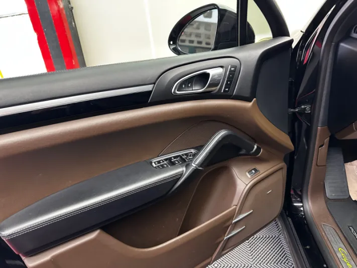 PORSCHE CAYENNE S E-HYBRID 2017