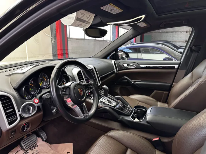 PORSCHE CAYENNE S E-HYBRID 2017