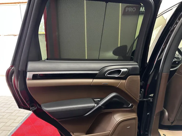 PORSCHE CAYENNE S E-HYBRID 2017