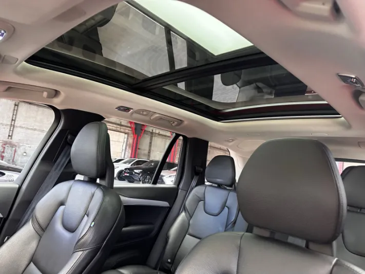 VOLVO XC90 T8 2020