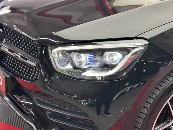 Mercedes-Benz GLC300e 2020