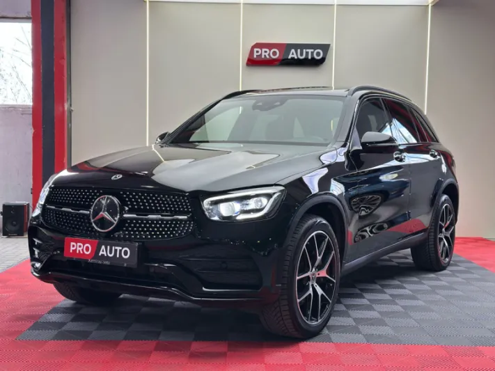 Mercedes-Benz GLC300e 2020