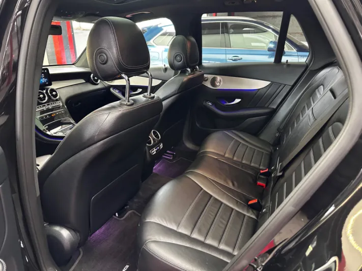 Mercedes-Benz GLC300e 2020