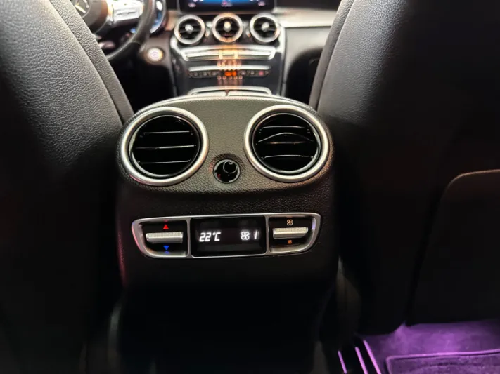 Mercedes-Benz GLC300e 2020