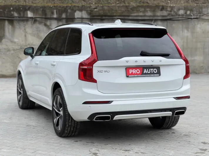 2021 Volvo XC90