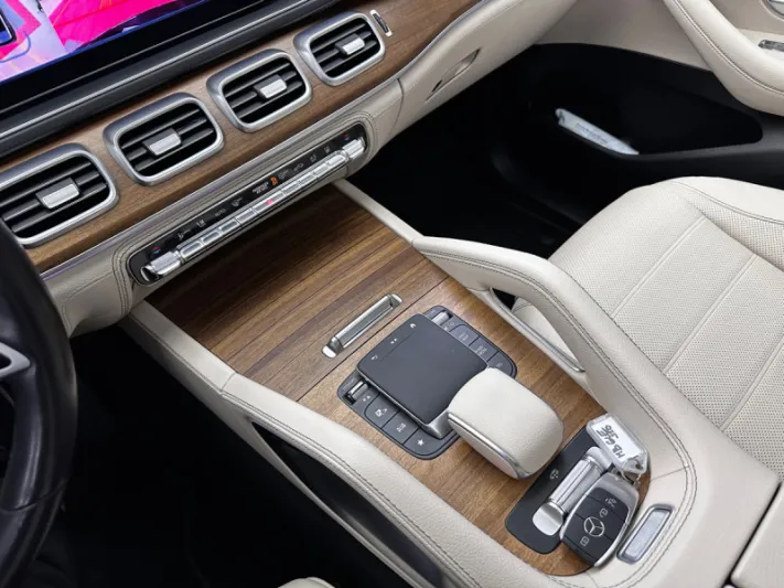 Mercedes-Benz GLE350de 2024