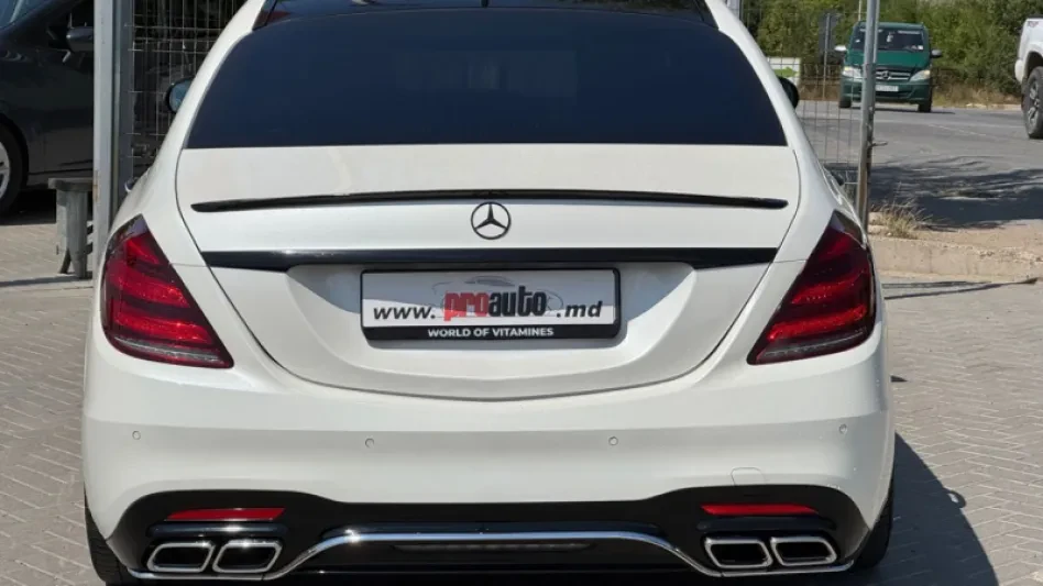 2013 Mercedes-Benz S-Class