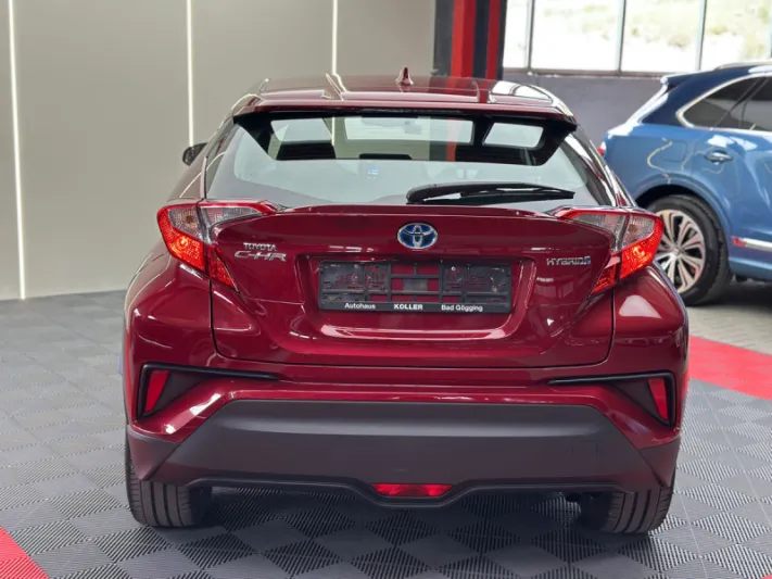 TOYOTA C-HR 2019
