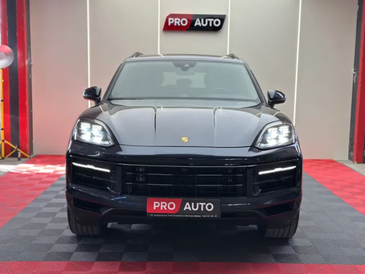 PORSCHE CAYENNE 2024