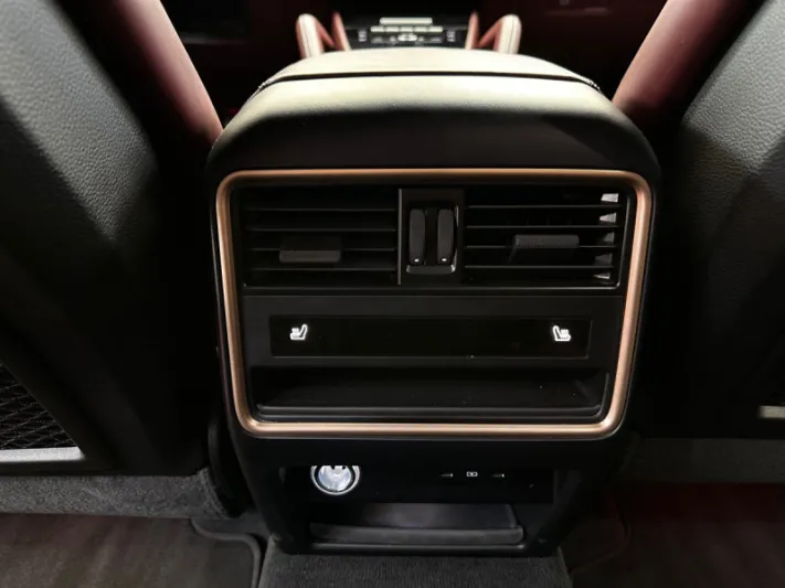 PORSCHE CAYENNE 2024