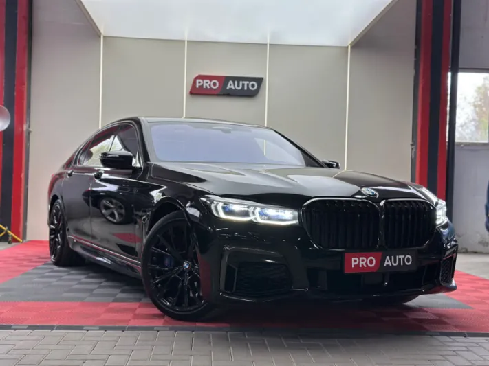 BMW 750d G12 2020
