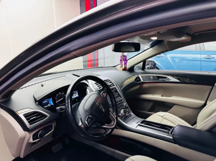 LINCOLN MKZ 2016