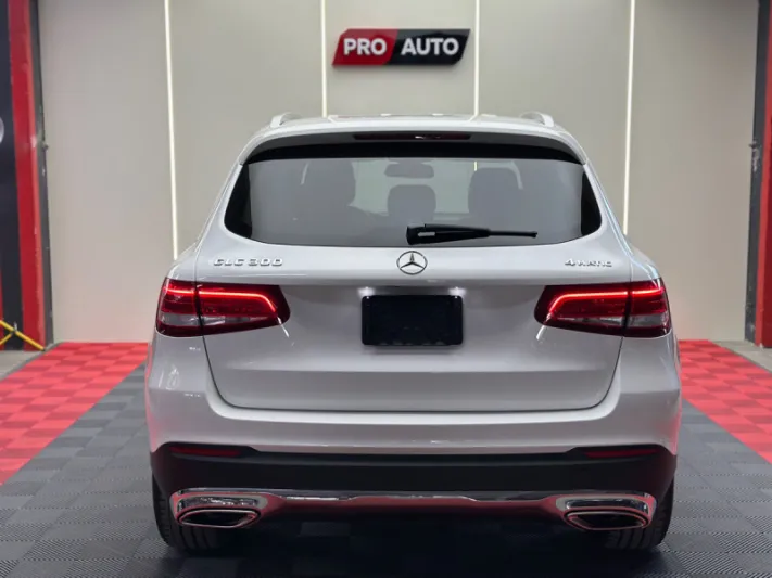 Mercedes-Benz GLC 300 2016