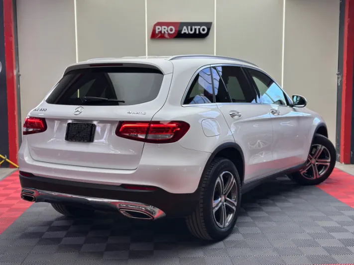 Mercedes-Benz GLC 300 2016