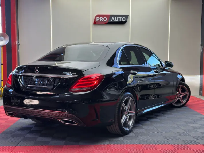 Mercedes-Benz C300 4MATIC 2016