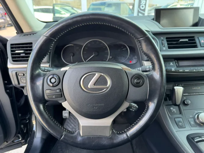 2015 Lexus Series