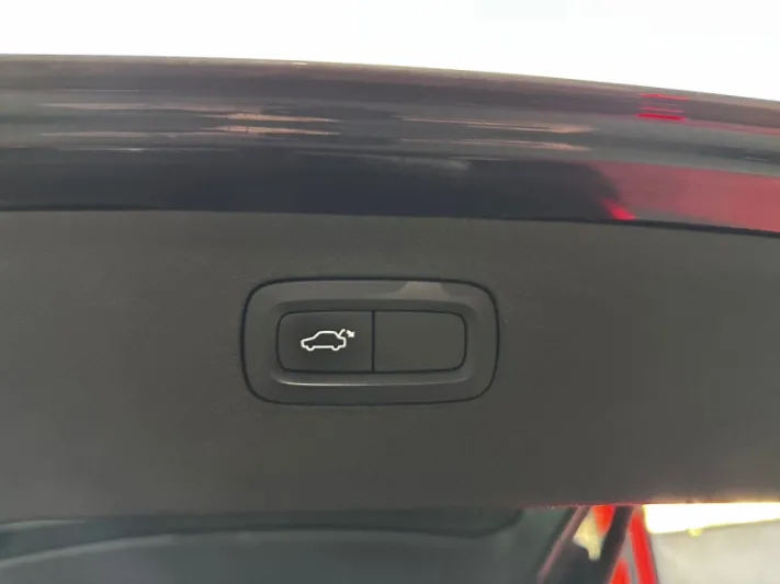 VOLVO XC90 D5 2018