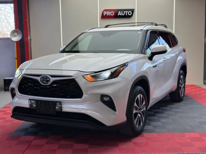 TOYOTA HIGHLANDER 2021