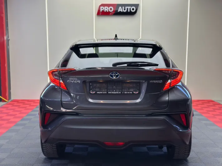 TOYOTA C-HR 2017