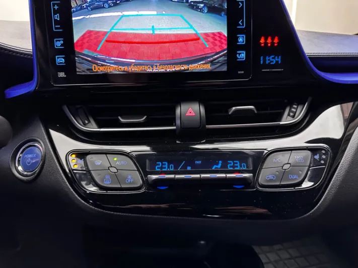 TOYOTA C-HR 2017