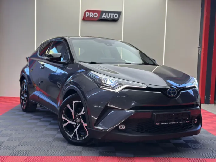 TOYOTA C-HR 2017