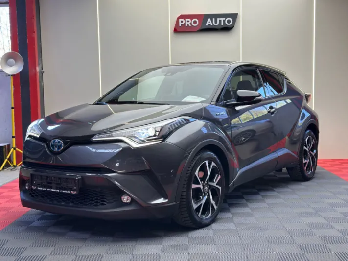 TOYOTA C-HR 2017