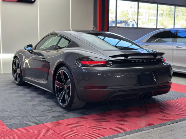 PORSCHE CAYMAN 2022