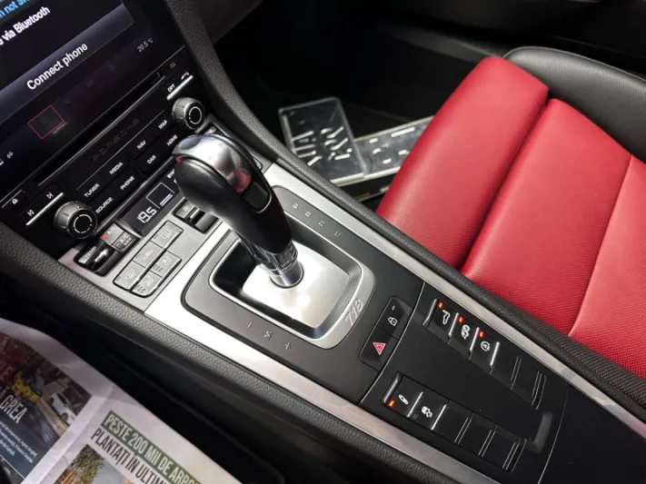 PORSCHE CAYMAN 2022