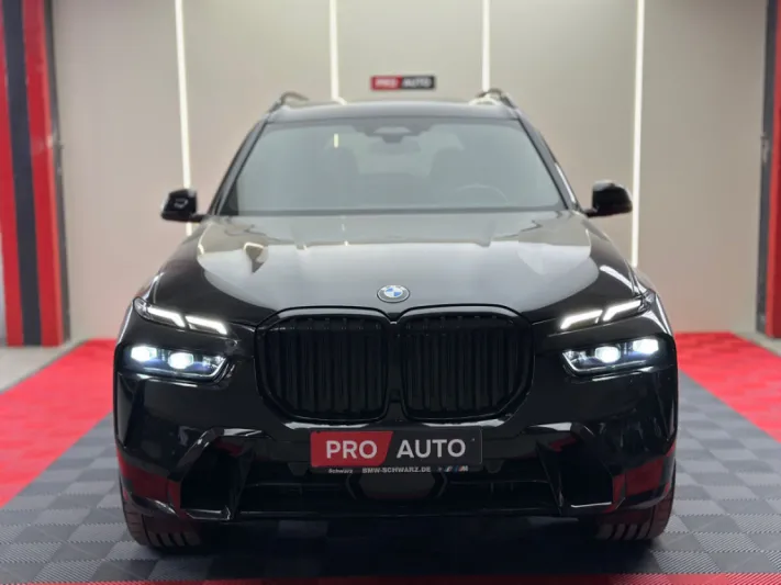 BMW X7 40d 2023
