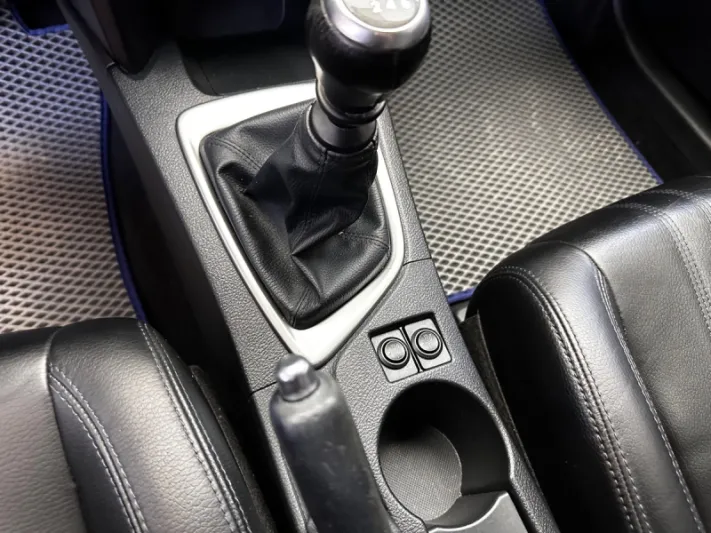 TOYOTA AURIS 2015