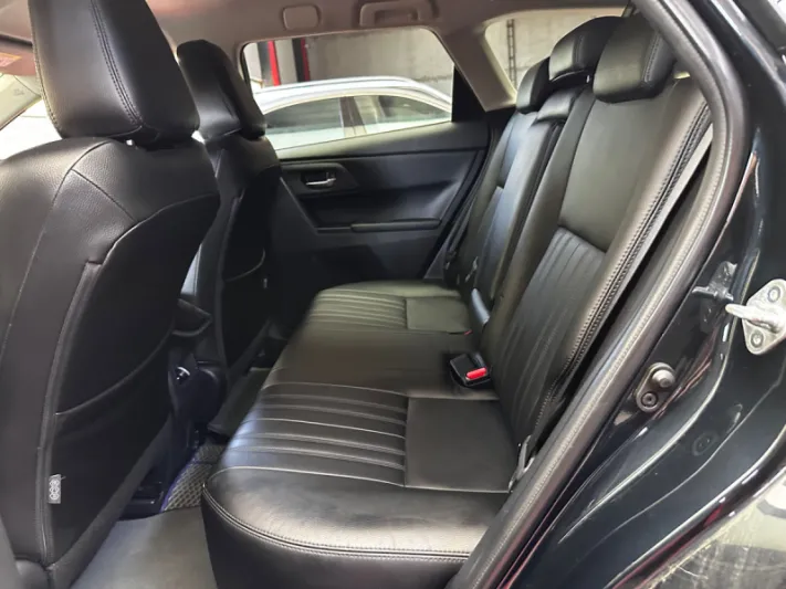 TOYOTA AURIS 2015