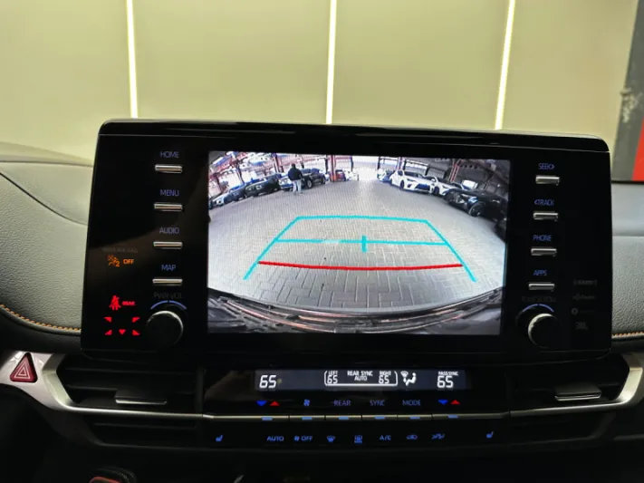 TOYOTA SIENNA 2023