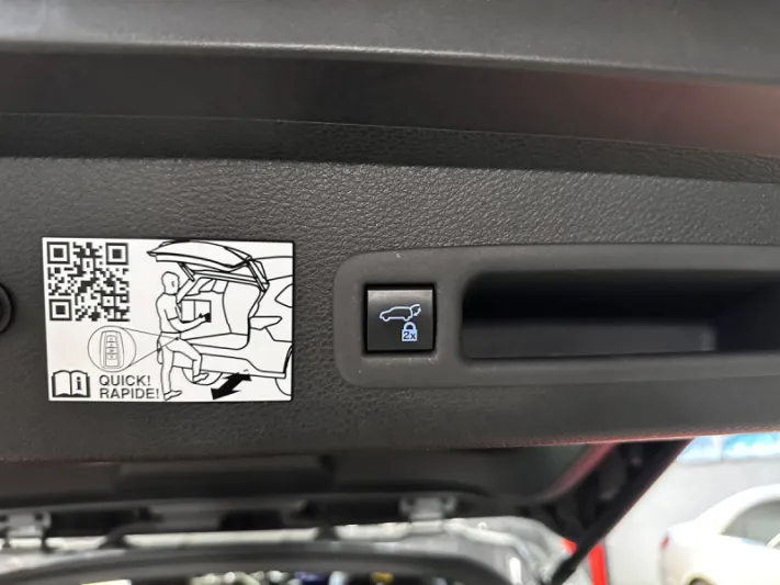 TOYOTA SIENNA 2023