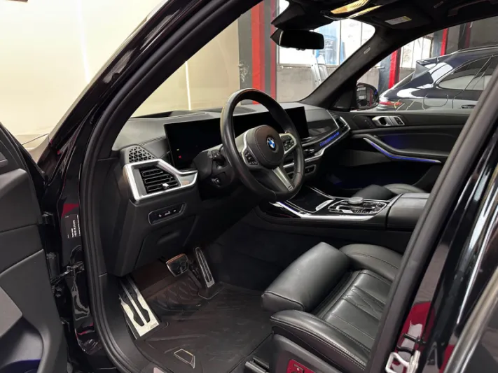 BMW X7 40d 2023