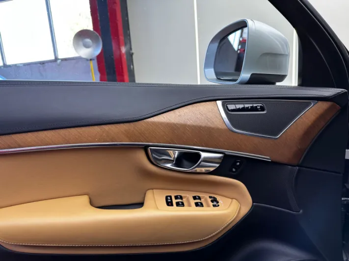 VOLVO XC90 T6 2015