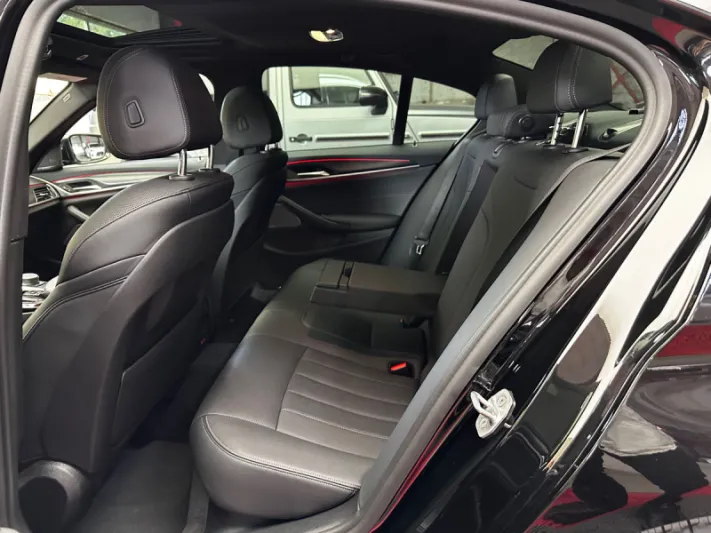 BMW 530e G30 2021