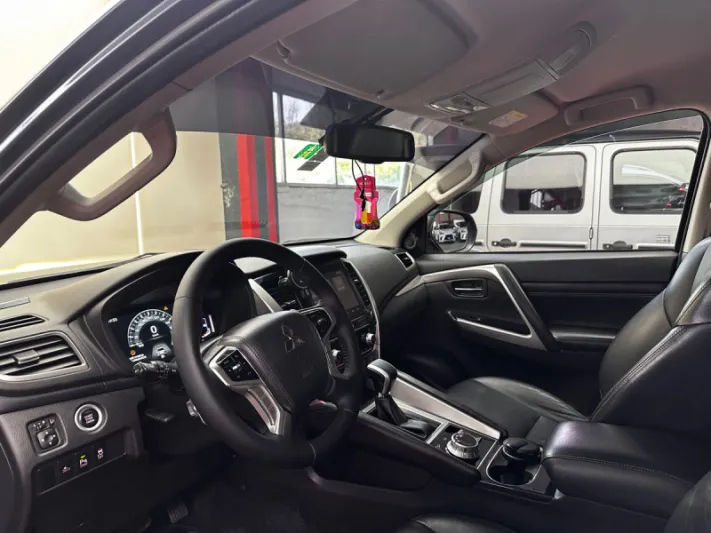 MITSUBISHI PAJERO SPORT 2021