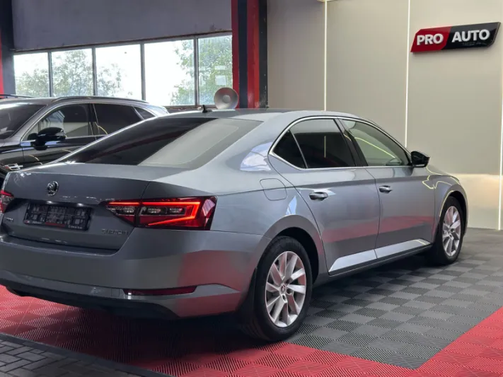 SKODA SUPERB 2018