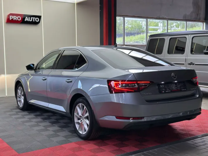 SKODA SUPERB 2018