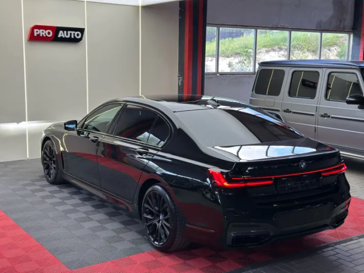 BMW 740Li G12 2021