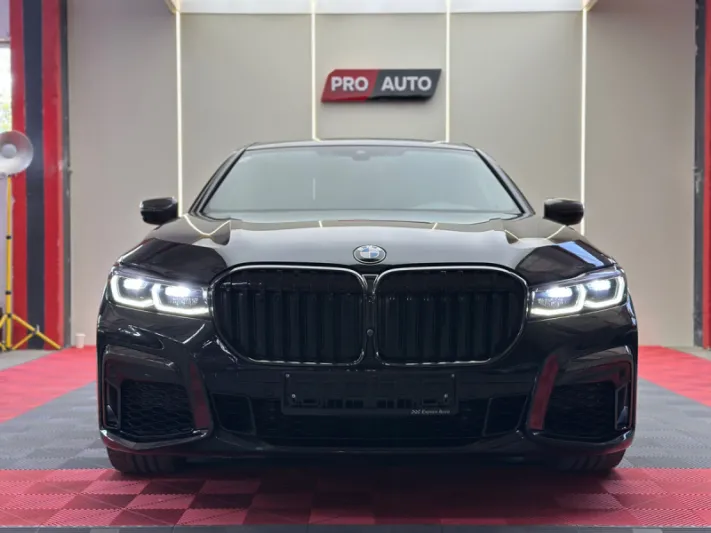 BMW 740Li G12 2021