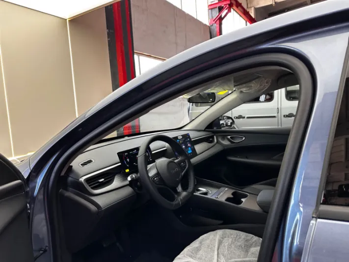 BYD SEAL 05 2025