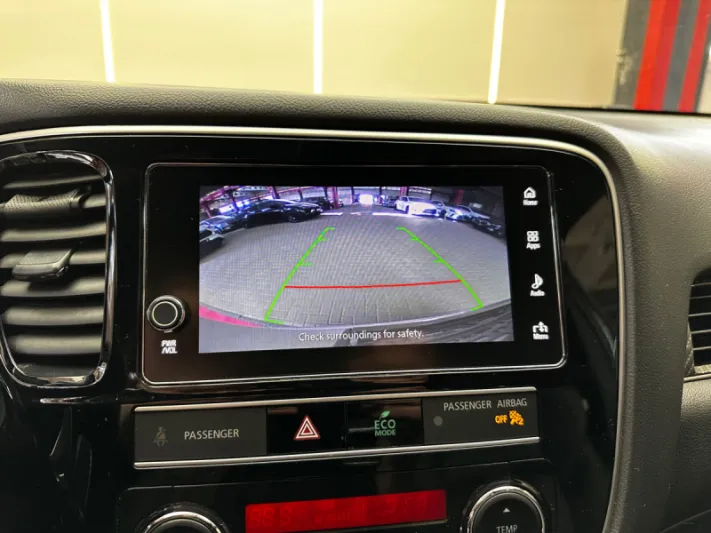 MITSUBISHI OUTLANDER PHEV 2019