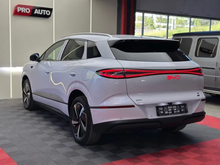 BYD SEALION 06 DM-i