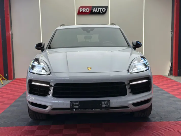 PORSCHE CAYENNE 2019