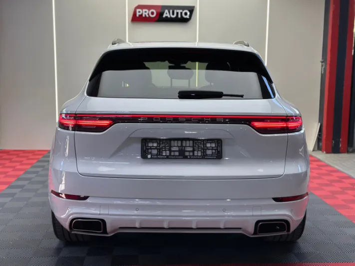 PORSCHE CAYENNE 2019