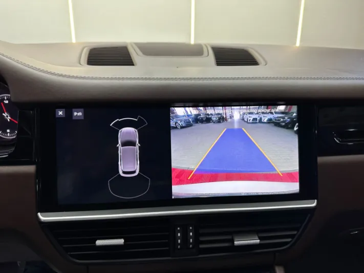 PORSCHE CAYENNE 2019